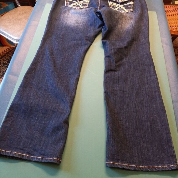 Rocking Denim Womens 16 Distressed Embroidered & Fancy Buttoned Pockets - Picture 11 of 11